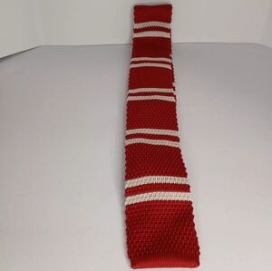 Tommy Hilfiger Striped Silk Skinny Knit Tie Red / White 100%Silk Flat Ends